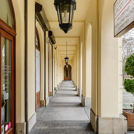 P&o Warecka Street アパート ワルシャワ