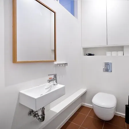 P&o Warecka Street * Varsovie